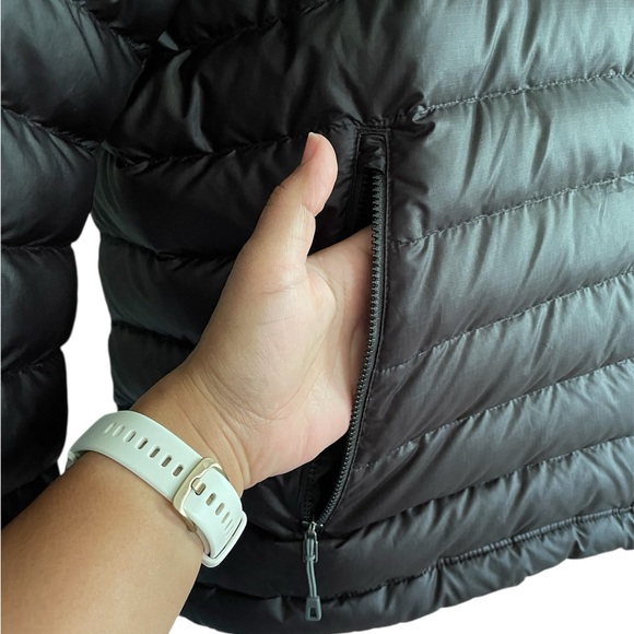 Men’s Patagonia Down Sweater Hoody - Picture 4 of 16